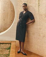 タトラス25年夏リゾートウェア、“ボタニカル柄”のシックな開襟シャツ＆ふんわりフレアキャミソール｜写真9