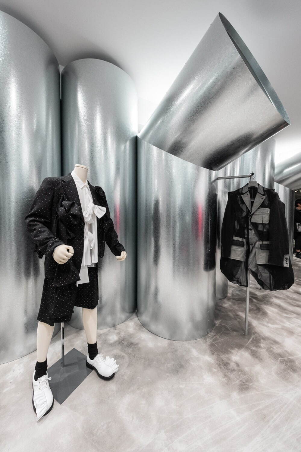 コム デ ギャルソンの複合ストアが渋谷パルコに、ウィメンズ＆メンズブランド集結｜写真33