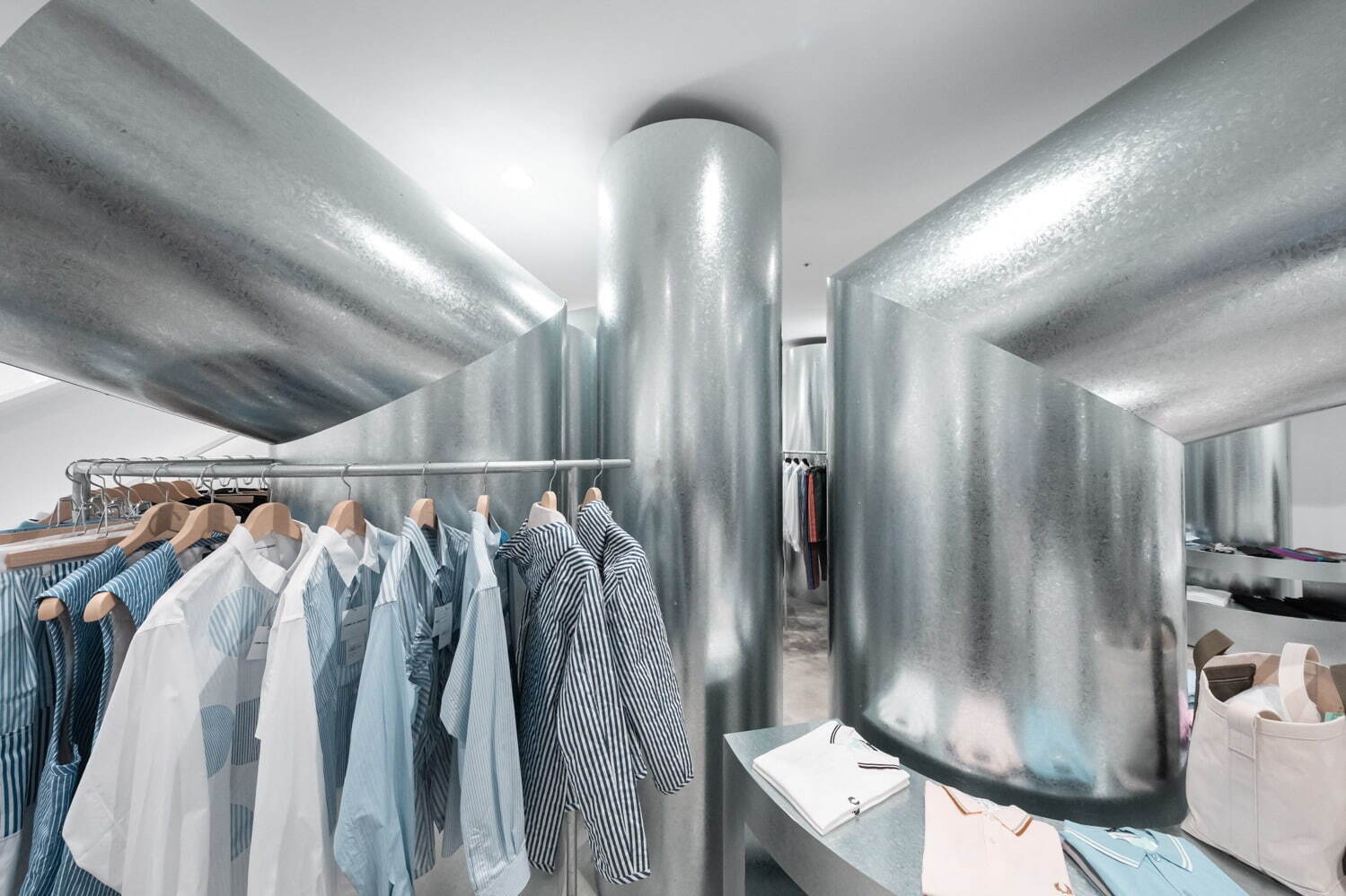 コム デ ギャルソンの複合ストアが渋谷パルコに、ウィメンズ＆メンズブランド集結｜写真29