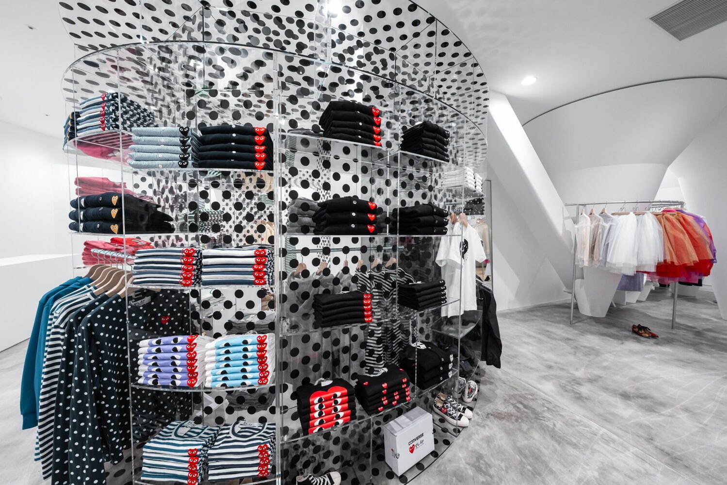 コム デ ギャルソンの複合ストアが渋谷パルコに、ウィメンズ＆メンズブランド集結｜写真49