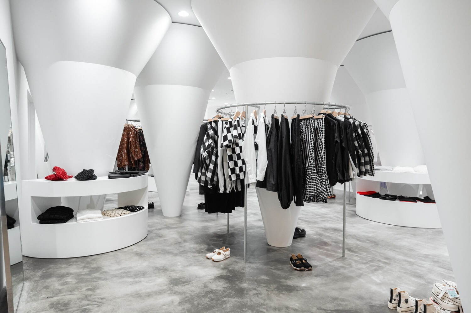 コム デ ギャルソンの複合ストアが渋谷パルコに、ウィメンズ＆メンズブランド集結｜写真39