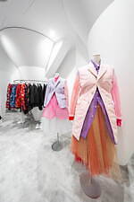 コム デ ギャルソンの複合ストアが渋谷パルコに、ウィメンズ＆メンズブランド集結｜写真63