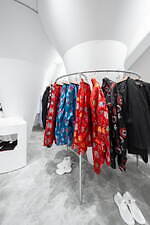 コム デ ギャルソンの複合ストアが渋谷パルコに、ウィメンズ＆メンズブランド集結｜写真62