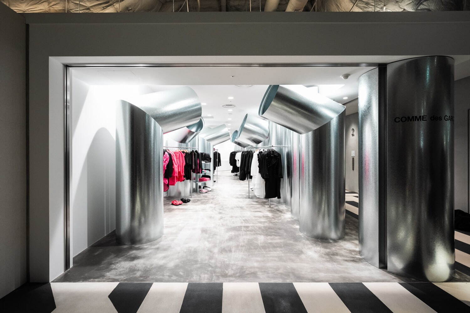 コム デ ギャルソンの複合ストアが渋谷パルコに、ウィメンズ＆メンズブランド集結｜写真1