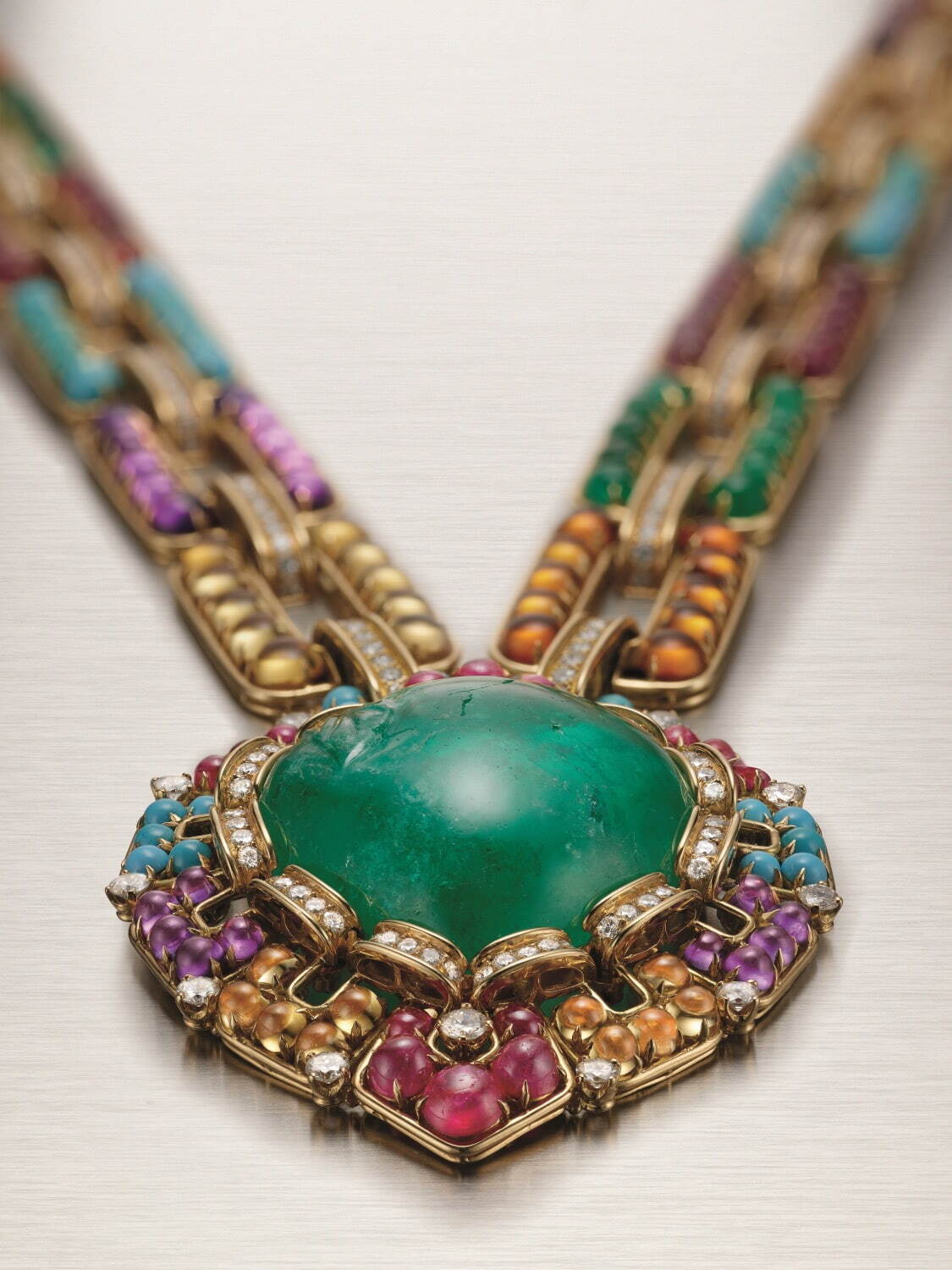 《コンバーチブル・ソートワール＝ブレスレット》 ゴールド、アメシスト、ターコイズ、シトリン、ルビー、エメラルド、ダイヤモンド 1969年頃 ブルガリ・ヘリテージ・コレクション
