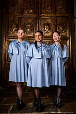 ハリー・ポッター「炎のゴブレット」“ボーバトン”グッズ、ベビーブルーのサッチェルバッグやマグカップなど｜写真9