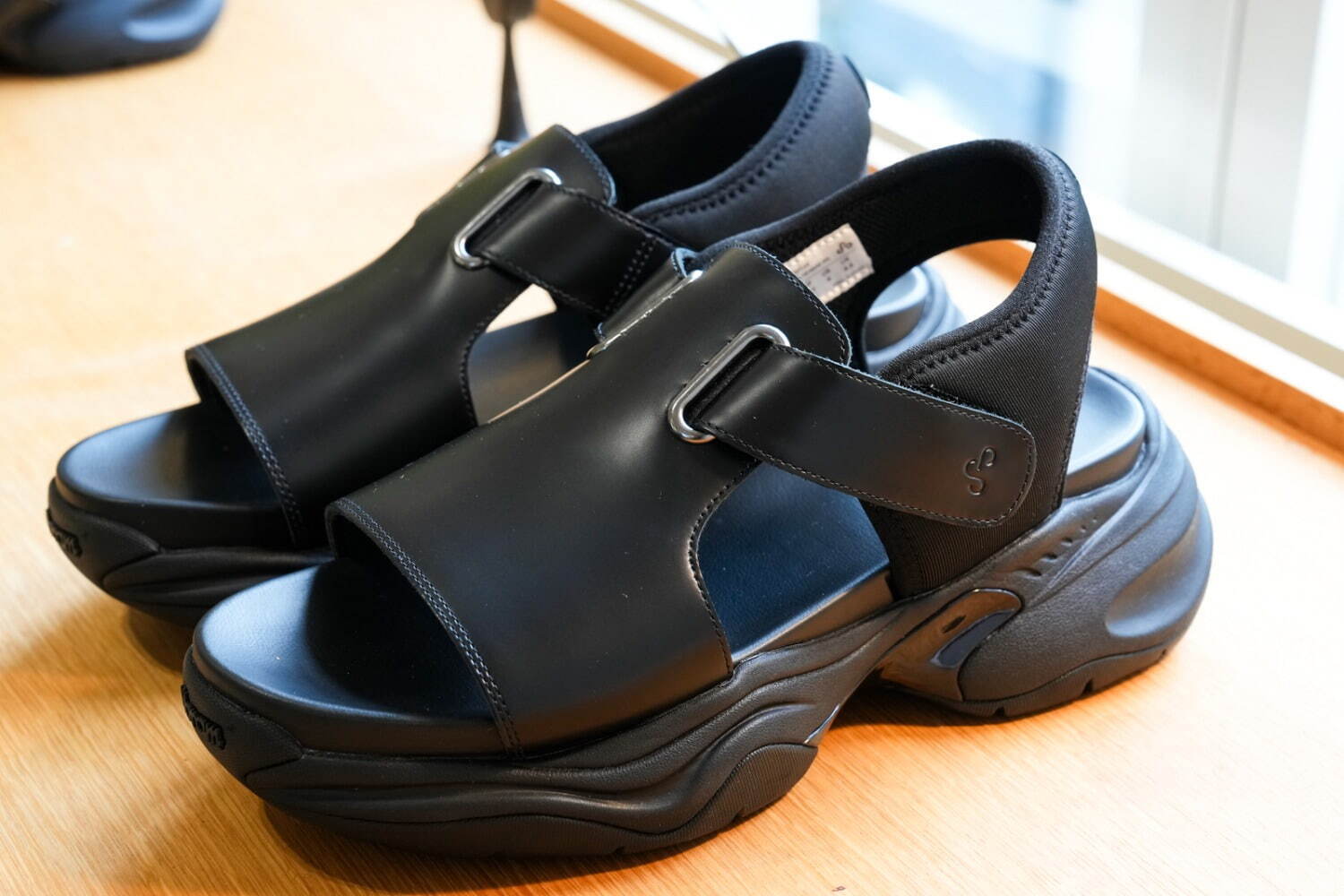 モノリス 42,900円