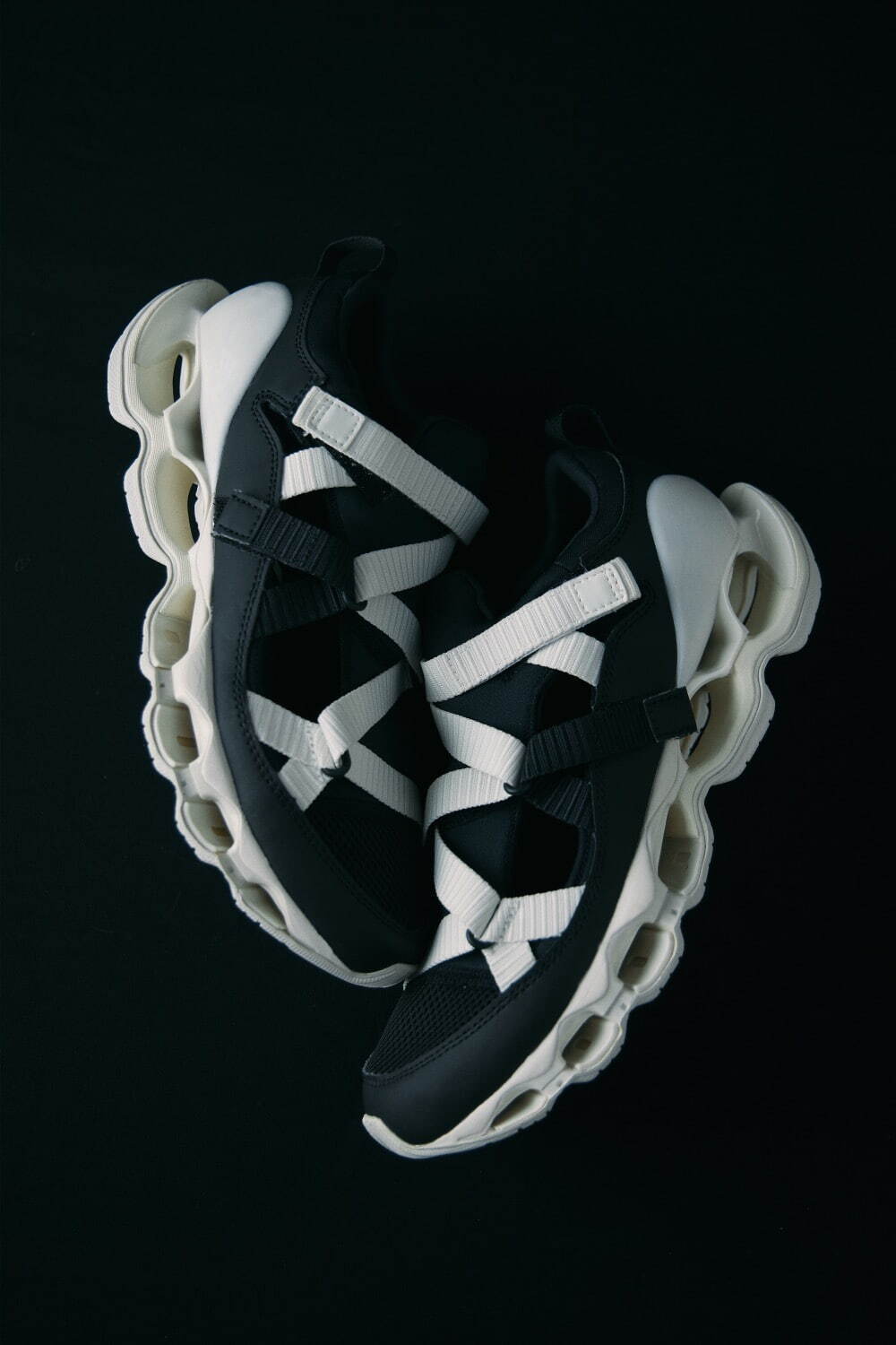 ミズノ(MIZUNO) ウエーブ プロフェシー ストラップ｜写真4