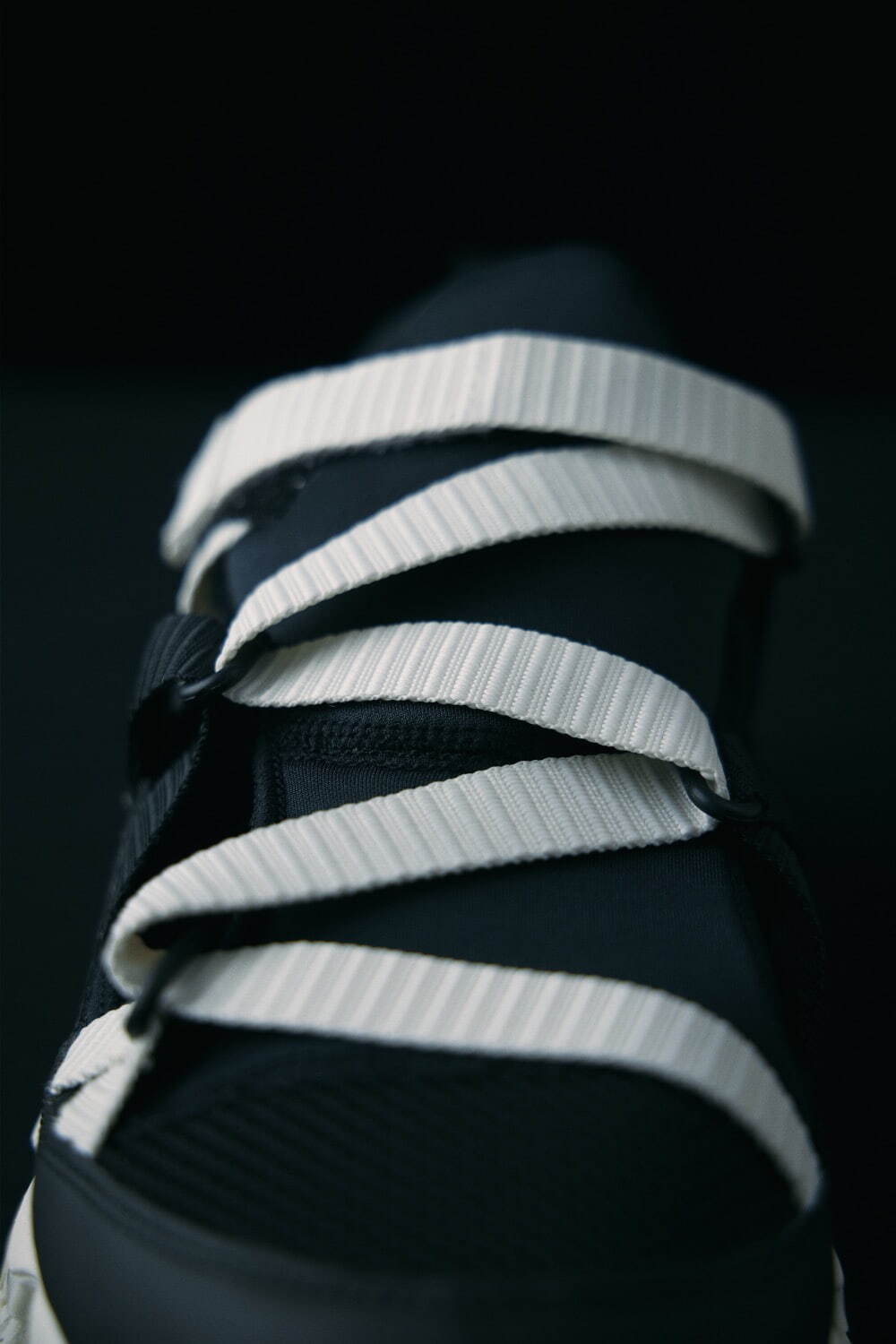 ミズノ(MIZUNO) ウエーブ プロフェシー ストラップ｜写真3