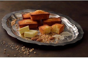 ありあけハーバー新業態の焼き菓子店が横浜赤レンガ倉庫に、”レンガ”モチーフのスイーツなど