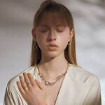 ヴァーミリオン(VERMILLION) 月の満ち欠け｜写真11