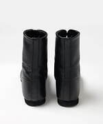 レペット“ダンスシューズ”着想のハイカットシューズ、流麗ラインを描くビオトープ限定モデル｜写真4