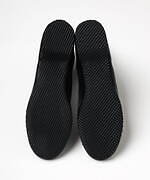 レペット“ダンスシューズ”着想のハイカットシューズ、流麗ラインを描くビオトープ限定モデル｜写真5