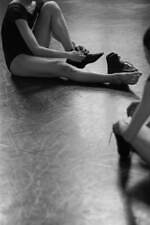 レペット“ダンスシューズ”着想のハイカットシューズ、流麗ラインを描くビオトープ限定モデル｜写真11