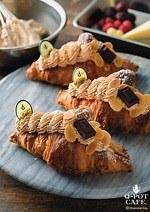 Q-pot CAFE.“贅沢”マドレーヌやミルフィーユ風クロワッサンサンド、渋谷ヒカリエで｜写真5