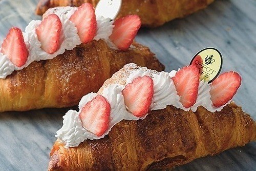 Q-pot CAFE.“贅沢”マドレーヌやミルフィーユ風クロワッサンサンド、渋谷ヒカリエで