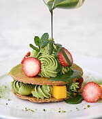 アフタヌーンティー・ティールーム(Afternoon Tea TEAROOM) 宇治抹茶とフルーツのミルフィーユ｜写真1