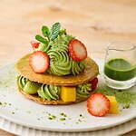 アフタヌーンティー・ティールーム(Afternoon Tea TEAROOM) 宇治抹茶とフルーツのミルフィーユ｜写真2