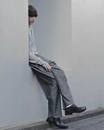 オリミ 2025年秋冬コレクション - 制服と“物質の不透明性”｜写真3