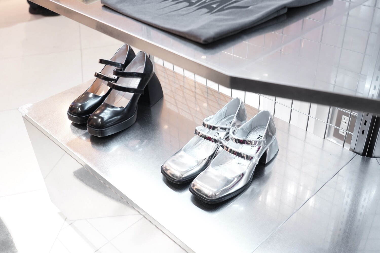 アーダーエラー(ADERERROR), ノンフィクション(NONFICTION), ヴィヴィアン・ウエストウッド(Vivienne Westwood), マーク ジェイコブス(MARC JACOBS), ディーゼル(DIESEL), トーガ(TOGA), アンブッシュ(AMBUSH), ジェントルモンスター(GENTLE MONSTER) ビヨンドワールド｜写真27