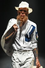 ヨシオクボ2015年春夏コレクション - 海と共に、たくましく生きる男性像｜写真41