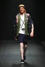 ヨシオクボ2015年春夏コレクション - 海と共に、たくましく生きる男性像｜写真46