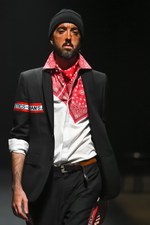 ヨシオクボ2015年春夏コレクション - 海と共に、たくましく生きる男性像｜写真53