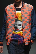 ヨシオクボ2015年春夏コレクション - 海と共に、たくましく生きる男性像｜写真61