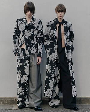 オリミ、起毛加工の花柄マキシコート＆テーラードジャケットや“だまし絵レイヤード”ジャケット｜写真1