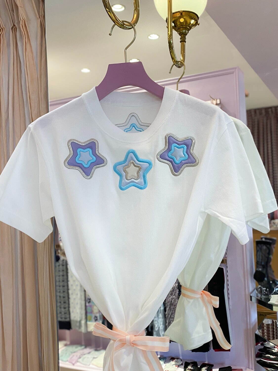 キワンダキワンダ“星モチーフ”のアップリケ刺繍Tシャツ、スターの色や数をカスタムしてオーダー｜写真8
