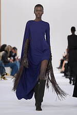 スポーツマックス 2025年秋冬コレクション - 溢れる創造性、目を奪うシルエットと素材の妙｜写真13