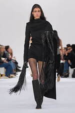 スポーツマックス 2025年秋冬コレクション - 溢れる創造性、目を奪うシルエットと素材の妙｜写真40