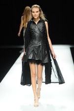 ジン カトウ 2015年春夏コレクション - 立ち居振る舞いからにじみでる、エレガンス｜写真39