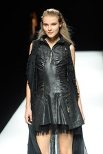 ジン カトウ 2015年春夏コレクション - 立ち居振る舞いからにじみでる、エレガンス｜写真40