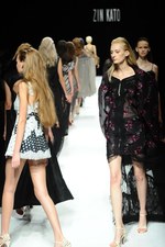 ジン カトウ 2015年春夏コレクション - 立ち居振る舞いからにじみでる、エレガンス｜写真47