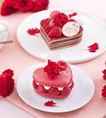 パティスリー・サダハル・アオキ・パリの母の日、“紅茶とスミレ香る”ハート型のマカロンサンドなど｜写真3