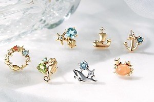 テイクアップ「海に煌めく宝物」夏ジュエリー、“ブルーの香水瓶”着想リング＆貝殻やカニの天然石ピアス