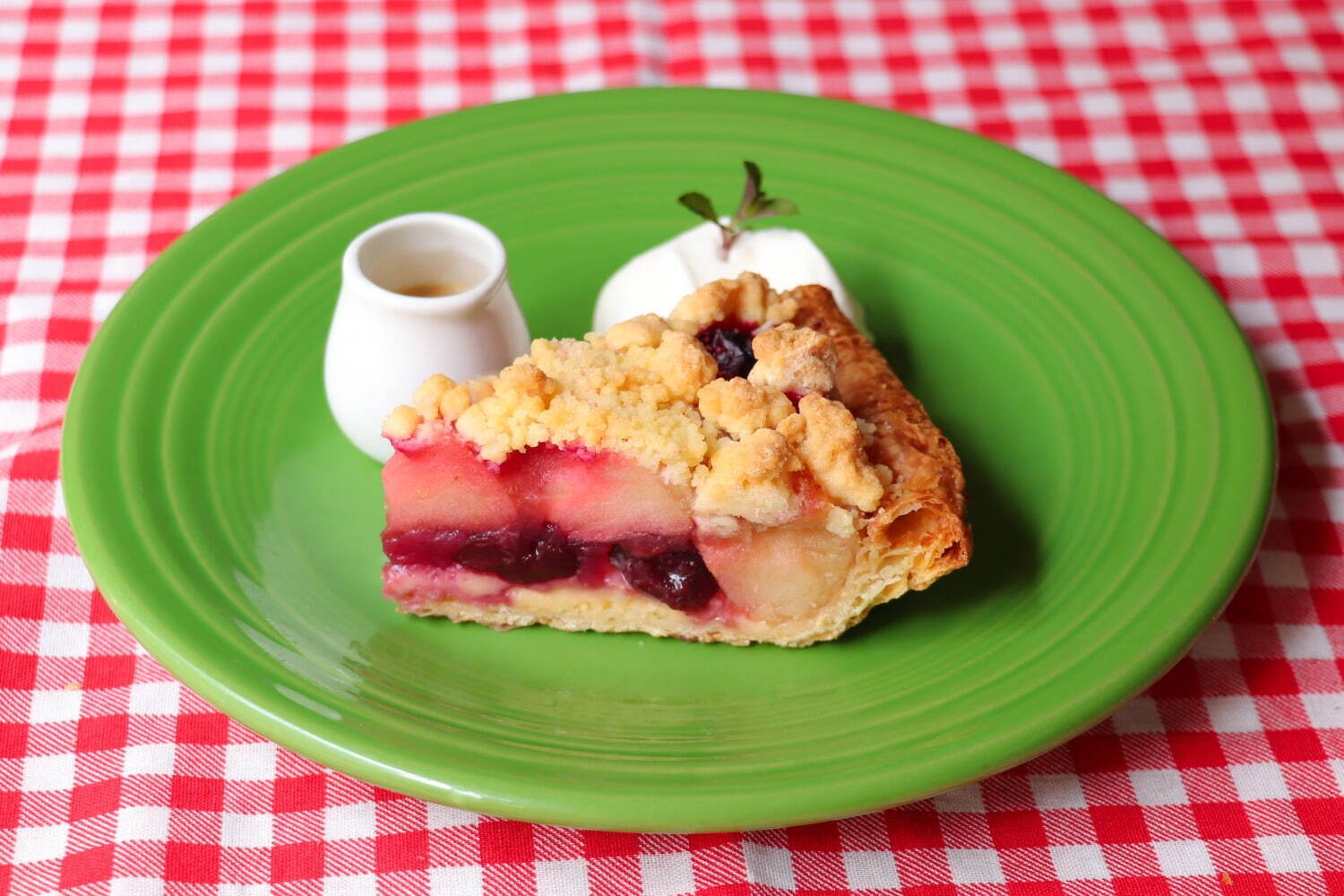 グラニースミス アップルパイ アンド コーヒー(GRANNY SMITH APPLE PIE & COFFEE) アメリカンチェリーアップルパイ｜写真1