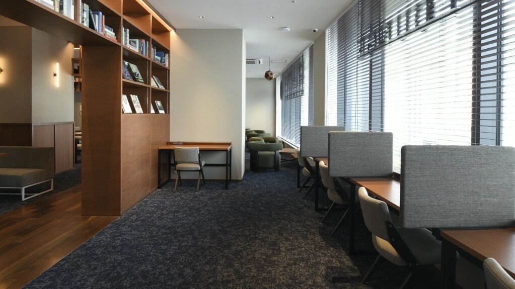 スタバ併設のブック＆カフェ「福岡天神 蔦屋書店」ワンビルにオープン、約4万冊の書籍やイベントスペース｜写真11
