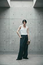 ジョン ローレンス サリバン“大胆タック”のワイドトラウザーズ、直営店限定で｜写真14