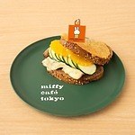 代官山「ミッフィーカフェ トーキョー」“ミッフィーの顔”が乗るミートボールパイ＆バナナショートケーキ｜写真8