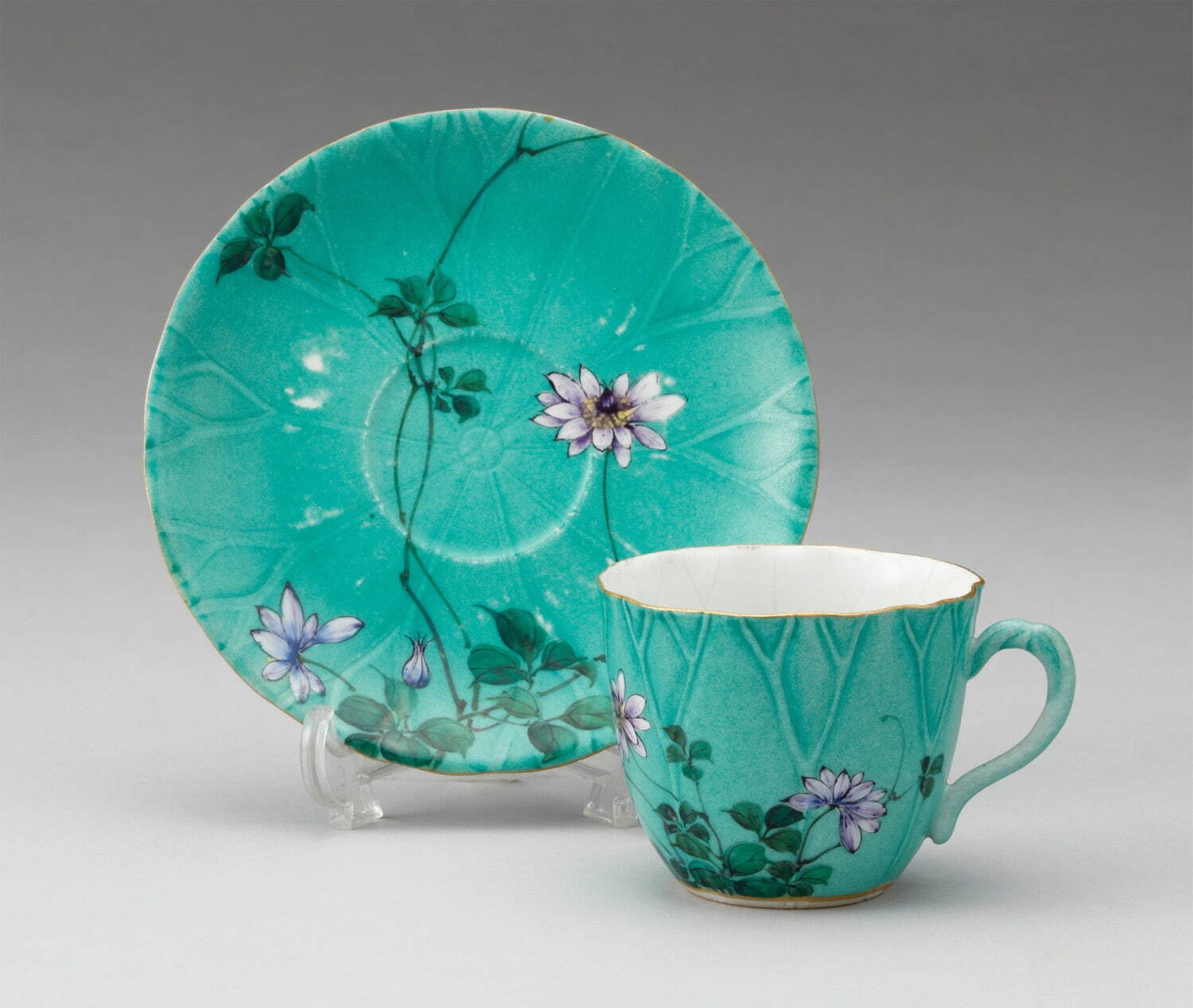 幹山伝七 《上絵草花図蓮葉形コーヒーカップ＆ソーサー》 明治時代前期-中期