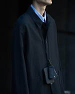 スタジオ ニコルソン×POTRのナイロンバッグ、拡張マチ付きボンサック＆首から下げるミニポーチ｜写真12