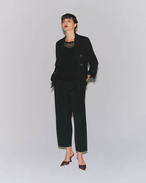 ルームエイト ブラック(Room no.8 / BLACK) 2025年春ウィメンズコレクション  - 写真2