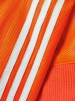 アディダス×ファレル・ウィリアムス第2弾、レザー素材のトラックジャケットが登場！｜写真10