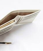 クルニ25年春夏“バイカラー”バッグ、キャンバスミニトートやゴールド留め具のミニ財布も｜写真51