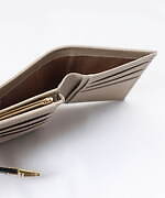 クルニ25年春夏“バイカラー”バッグ、キャンバスミニトートやゴールド留め具のミニ財布も｜写真47