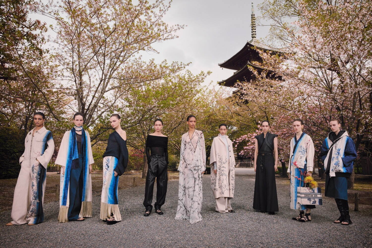 ディオール(DIOR) ブックトート レディ ディオール｜写真2