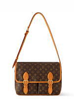 ルイ・ヴィトン“パドロック”装飾メンズバッグ、アンティーク調ヌメ革とモノグラム・キャンバスで｜写真4