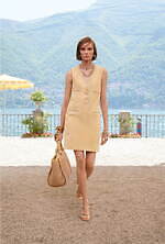 シャネル 2026年リゾートコレクション、気ままでグラマラスな装い｜写真13